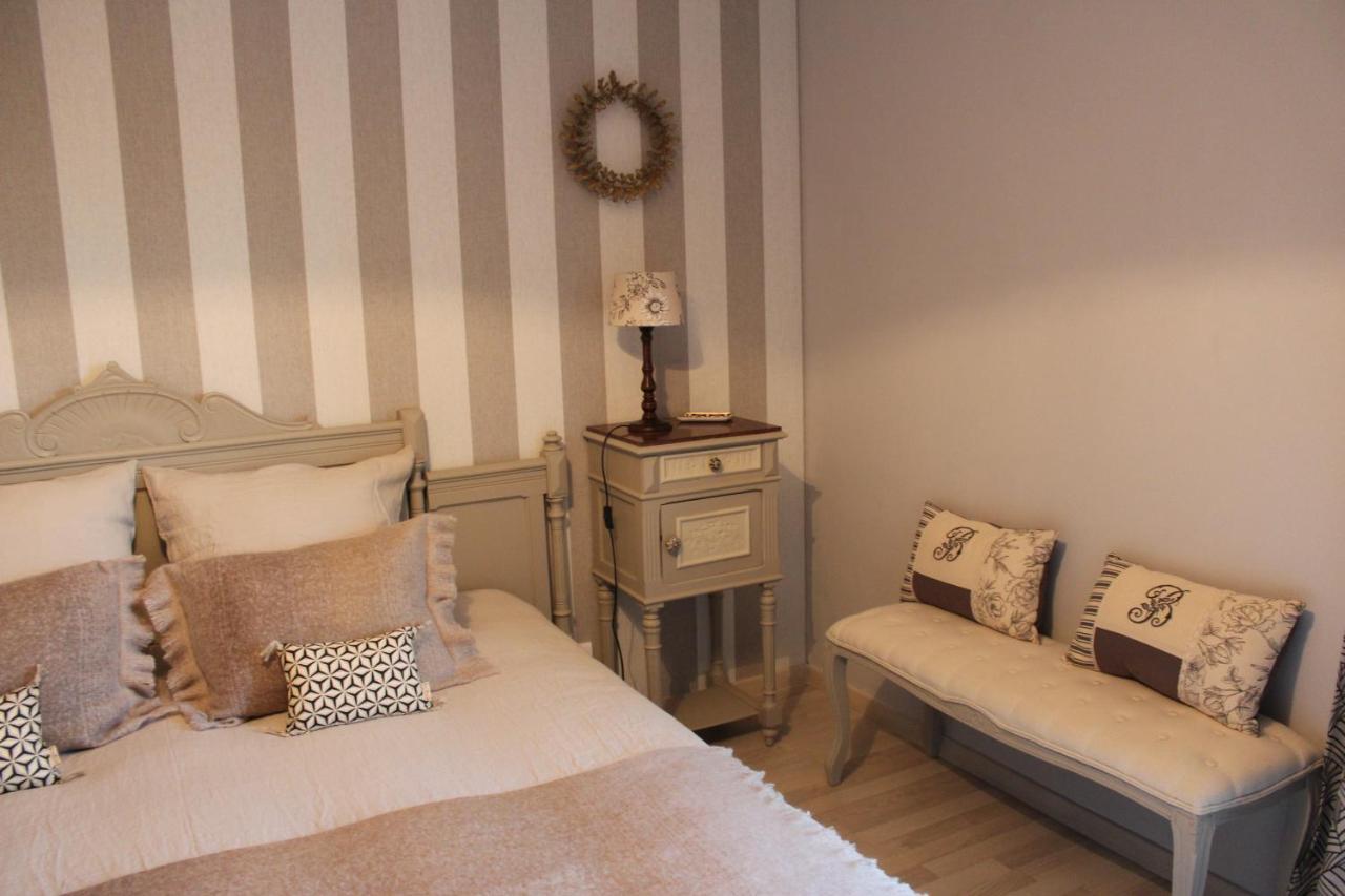 Les Chenes Rouges Bed and Breakfast Veyrines-de-Domme Buitenkant foto