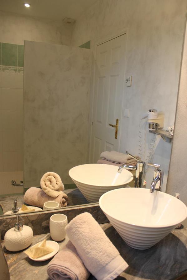 Les Chenes Rouges Bed and Breakfast Veyrines-de-Domme Buitenkant foto